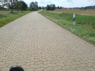 Altm&uuml;hltal-Radweg kurz vor Windelsbach